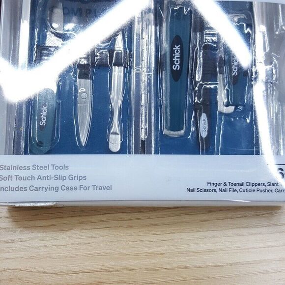 SCHICK Complete Grooming Set Stainless Steel Clippers Tweezer File Scissors Case - Picture 3 of 5